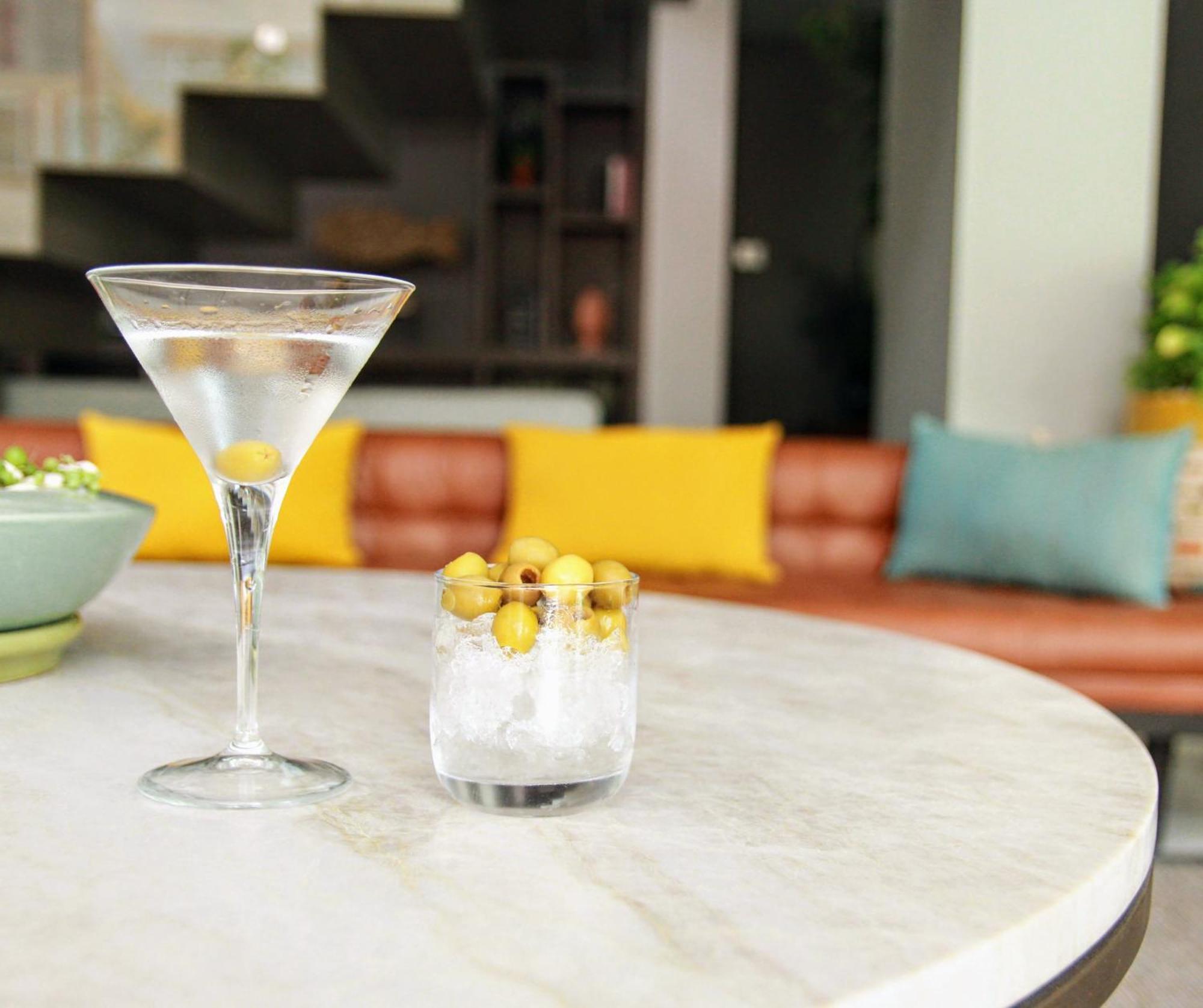 Metria Hotel León Exteriér fotografie A martini